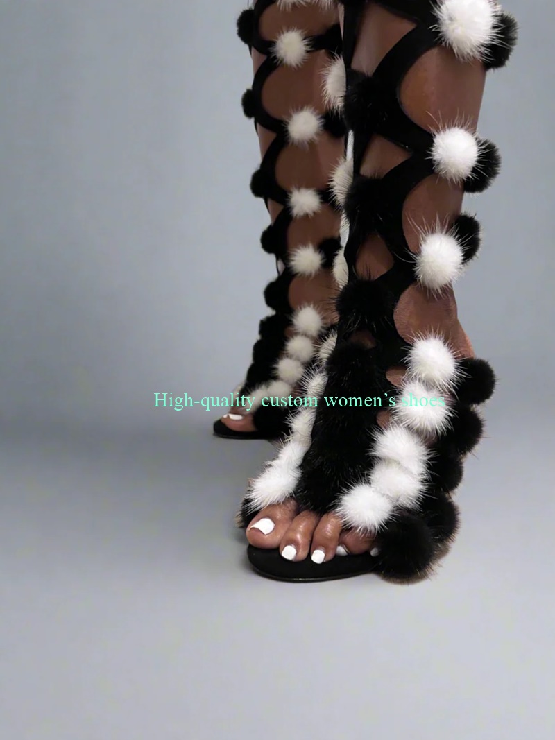 Pointed Toes White Pom-Pom Dec - Crossfit Outfit avis et prix